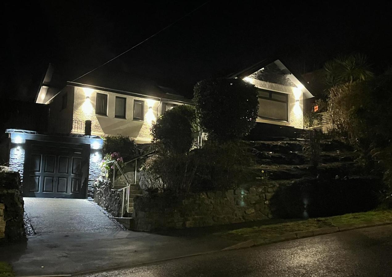 Luxury Property With Hot Tub And Sea Views Oystermouth Exterior foto